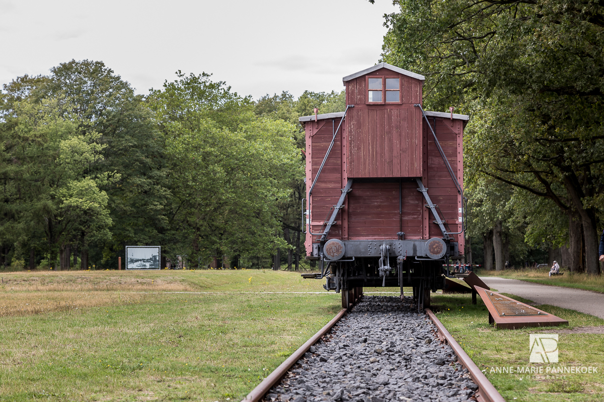 Kamp Westerbork de gesproken namen trein rails Kamp Westerbork de gesproken namen trein rails